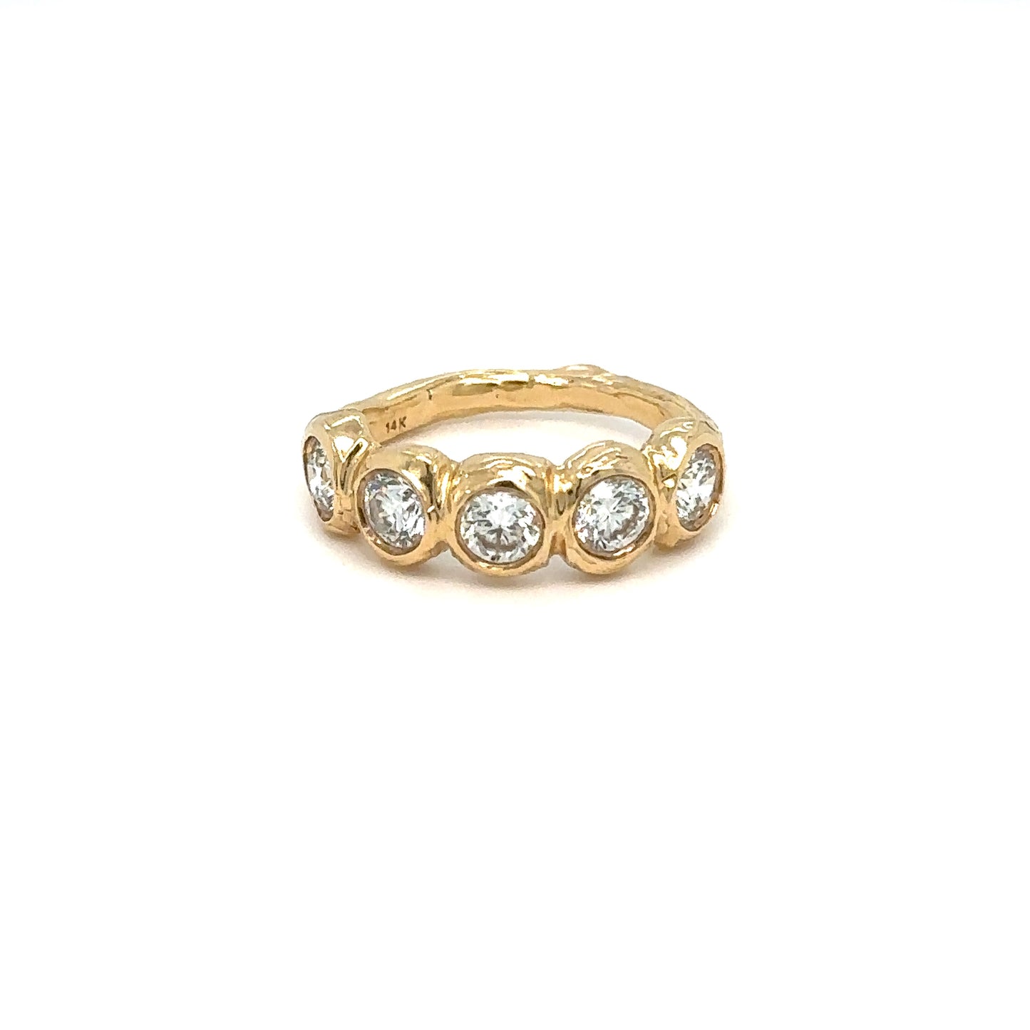 Diamond notch