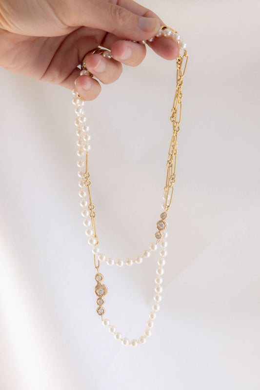 Pearl, diamonds, and links